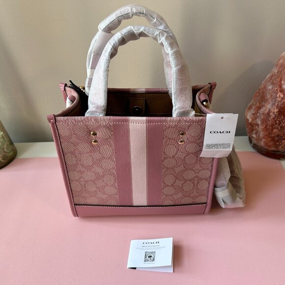 NWT Coach Dempsey Tote Bag 22 In Signature Jacquard With Coach Patch - Picture 10 of 10